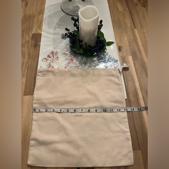 Jimmy Choo Dust bag - Picture 4 of 4